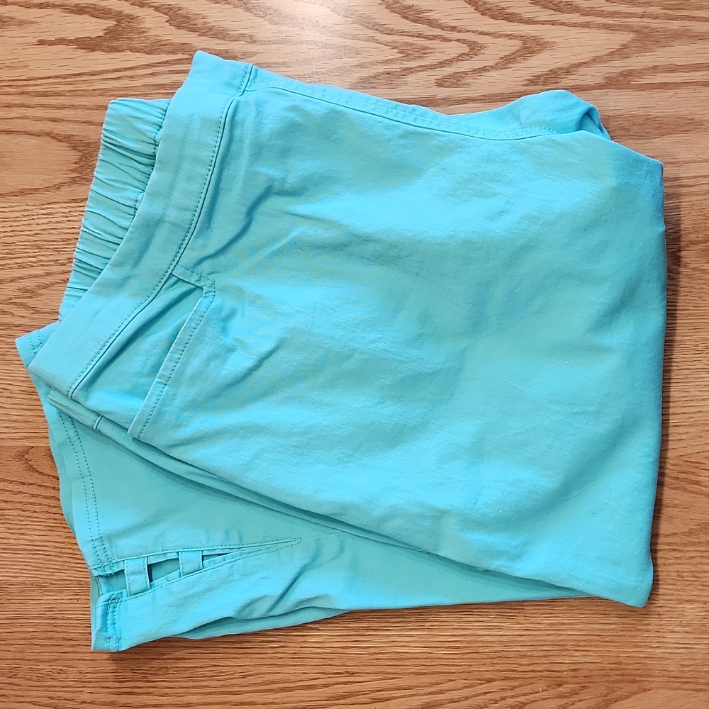 Aqua capris